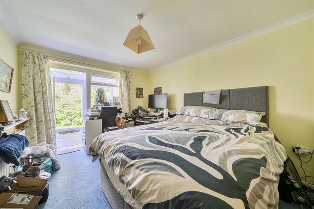 8, Blagdon Close, Dorchester photo 3
