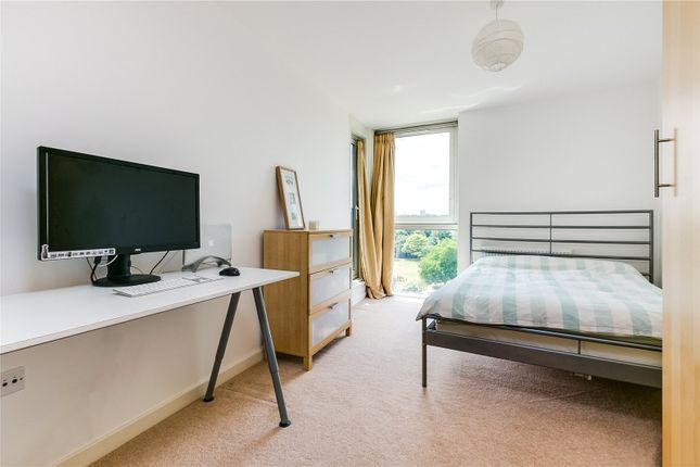 Flat to rent in Argento Tower, Mapleton Road