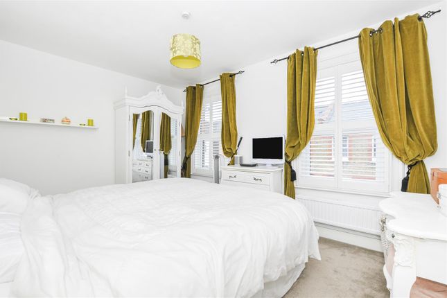 Property for sale in Hamilton Road, Twickenham