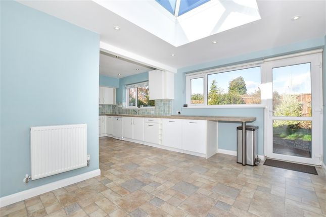 Roseleigh Avenue Allington, Maidstone photo 4