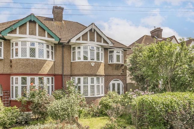 Thumbnail Property for sale in Barnet Way, London