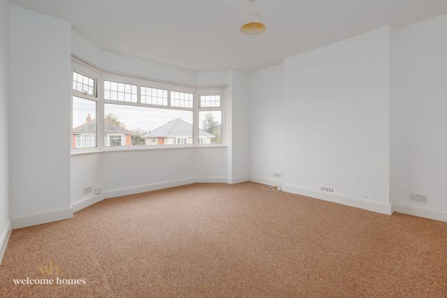 15 Waltham Road, Bournemouth photo 2