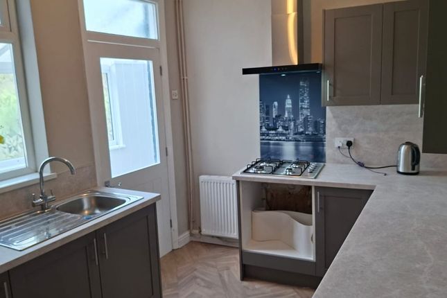 16 Chetwynd Road, Wolverhampton photo 4