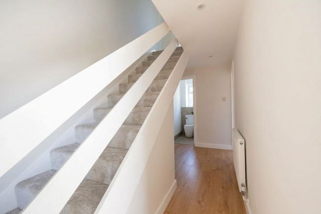 13 Goudhurst Close, Eastbourne photo 5