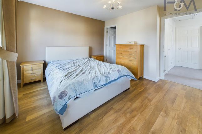 Town house for sale in Howarde Court, Stevenage