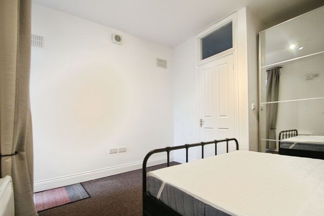 Vaughan Road, Harrow photo 5