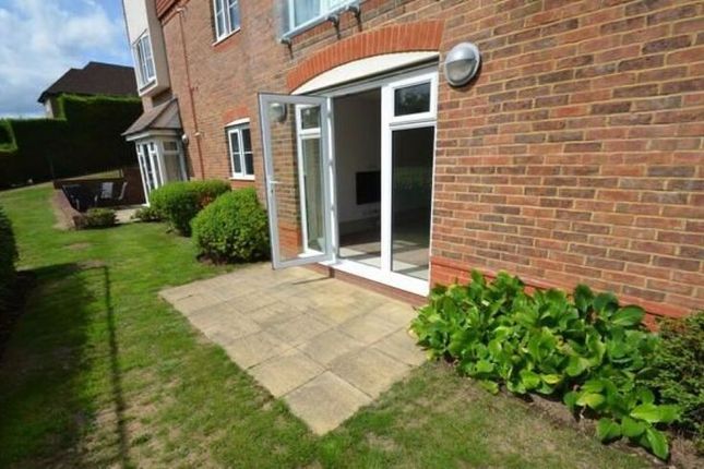 Flat A2 Chesham Heights, St. Monicas Road, Tadworth photo 4