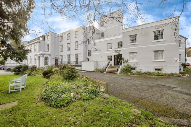 Thumbnail Flat for sale in Sefton Court, Dawlish