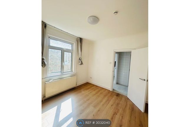 Ravenshurst Avenue, London photo 4