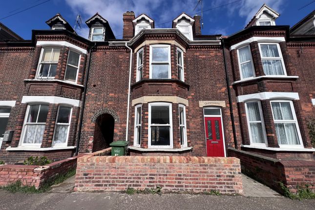 Terraced house to rent in Goodwins Road, King's Lynn