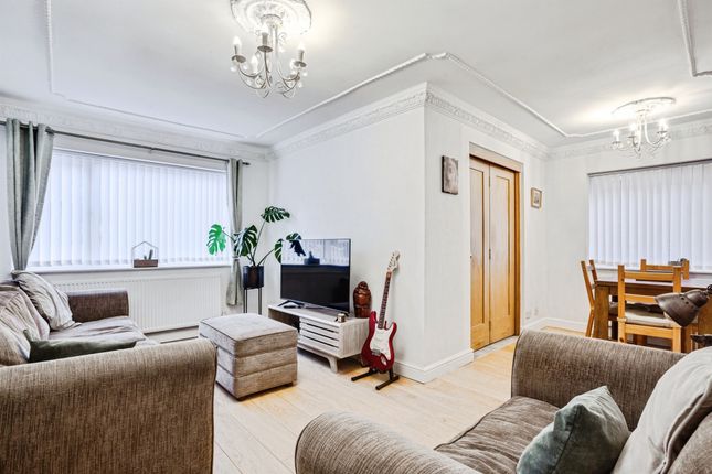 23, Teall Street, Ossett photo 4