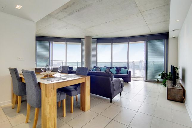 Apartment 2304, 3,, Tidal Basin Road, London photo 2