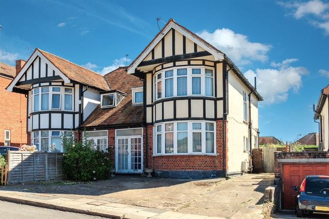 Thumbnail Property for sale in Ashcombe Gardens, Edgware, London.