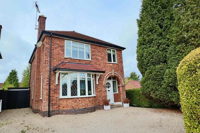 Thumbnail Detached house for sale in Middlefield Lane, Hinckley