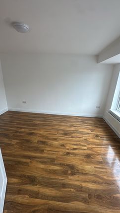 Macaulay Road, Luton photo 3