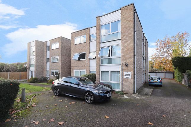 Flat for sale in Wanstead Road, Bromley
