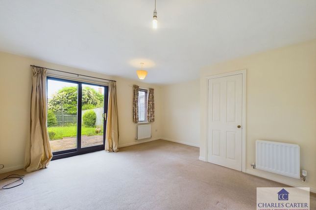 29 Mowbray Avenue, Tewkesbury photo 2