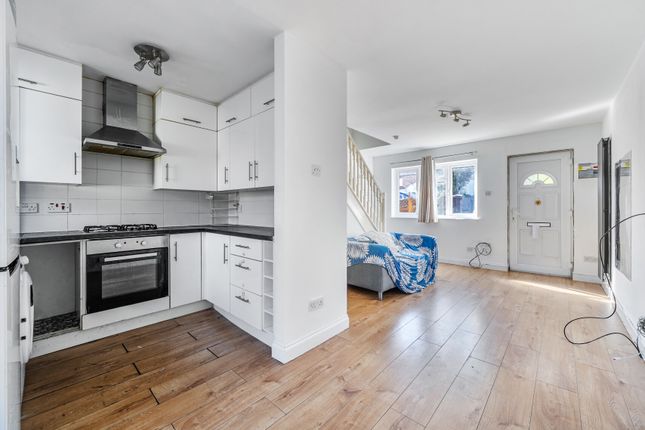 16 Hornbeam Terrace,, Winchcombe Road, Carshalton photo 4