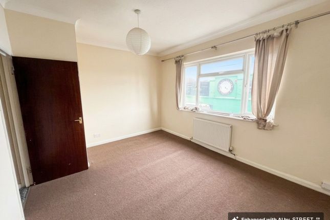 179a Dock Road, Tilbury photo 2