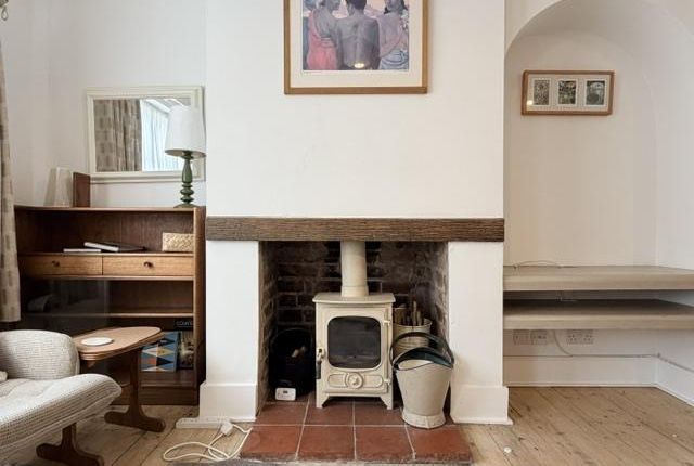 6, Margaret Grove, Birmingham photo 3