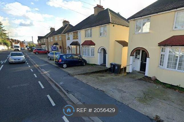 Thumbnail Semi-detached house to rent in Belswains Lane, Hemel Hempstead