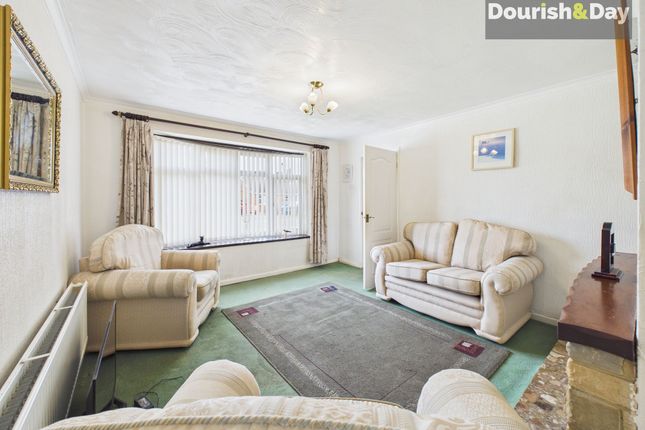 16 Princefield Avenue, Stafford photo 2