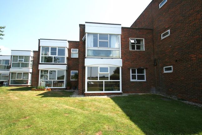 Thumbnail Flat to rent in The Strand, Goring-By-Sea, Worthing