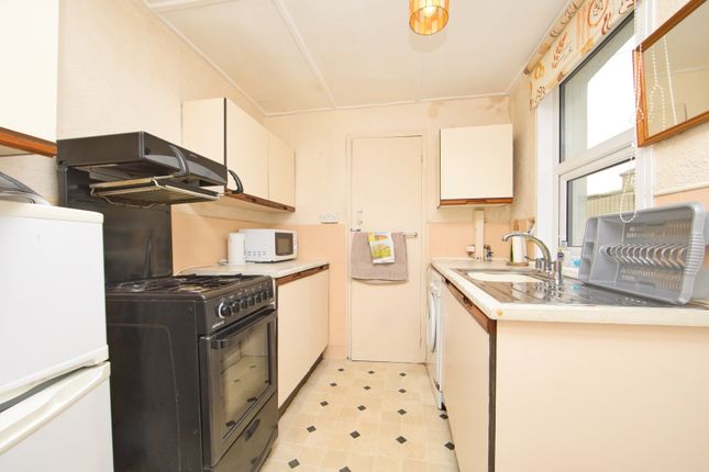 52, Warren Road, Kent photo 4