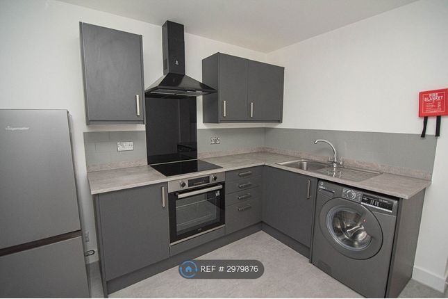 Room  Nether Hall, Nether Hall Road, Doncaster photo 5