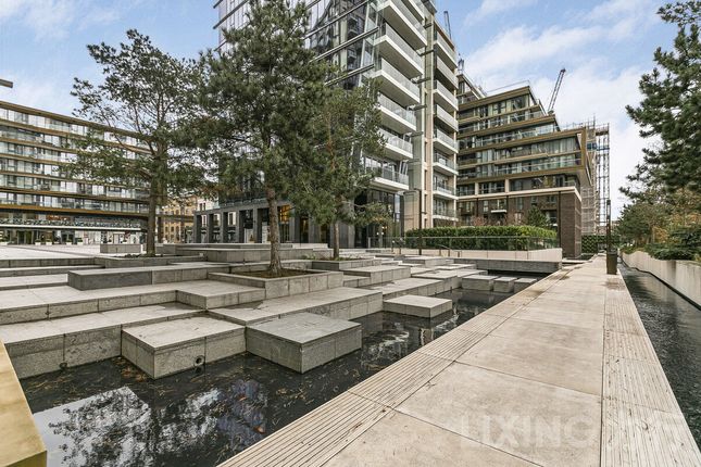 Flat for sale in Gauging Square, Wapping