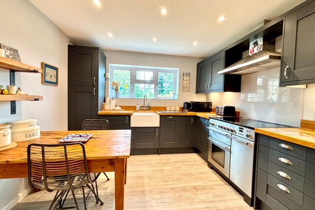 Flat 4 Claverham House, Tollgates, Battle photo 2