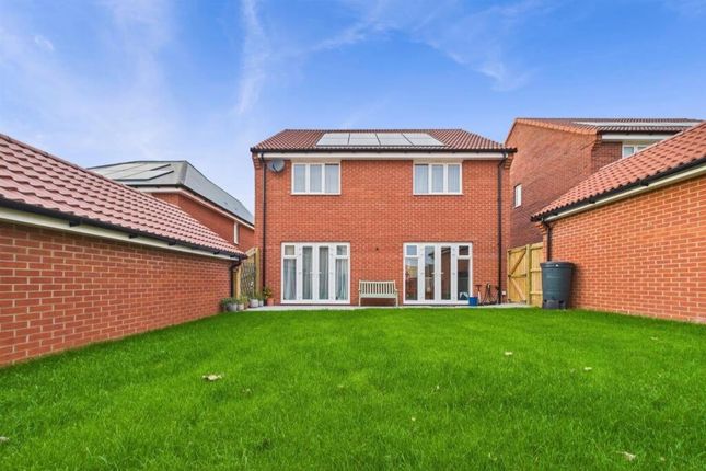 11, Deer Walk, Stowmarket photo 3