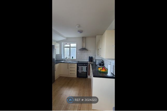 Sunny Gardens Road, Hendon photo 4