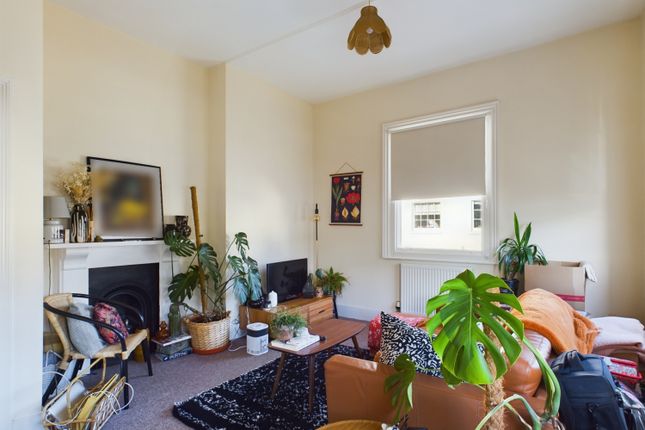 1b, 1-3 Ormond Terrace, Cheltenham photo 2