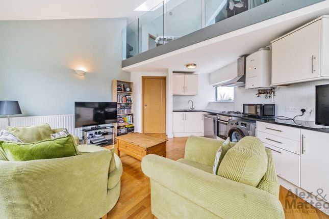Thumbnail Flat to rent in Trundleys Road, London