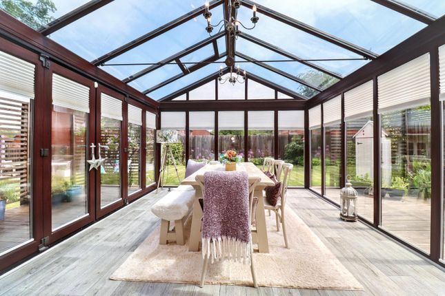 5, Binchester Croft, Newton Aycliffe photo 4