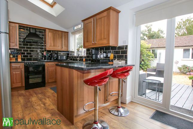 17, Clarendon Road, Waltham Cross photo 4