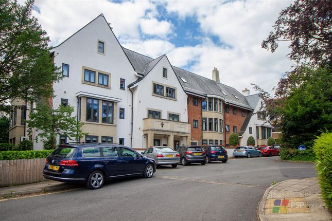 Flat for sale in Bolnore Road, Haywards Heath