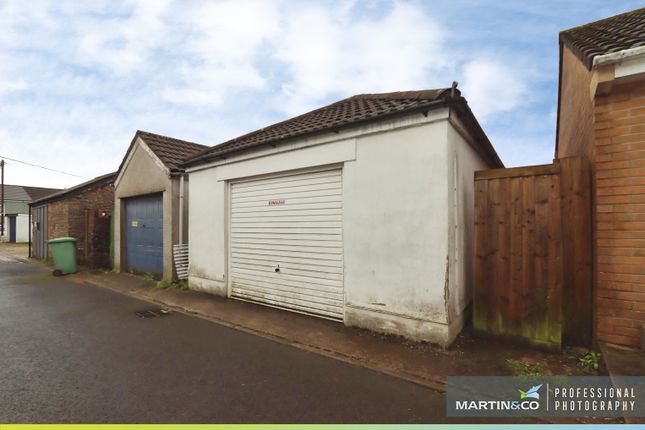 Machen Cottage, 55, Commercial Road, Caerphilly, South Wales photo 3