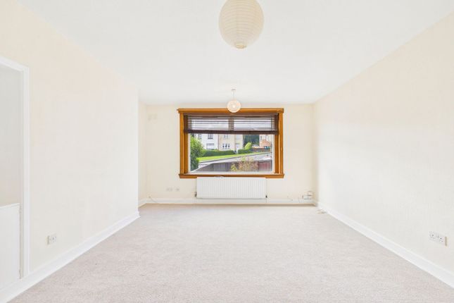 25, Raeburn Crescent, Kirkcaldy photo 3