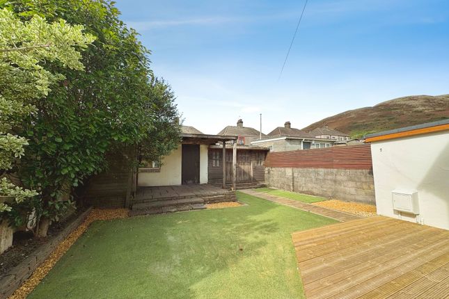 16 Phoenix Avenue, Port Talbot photo 4