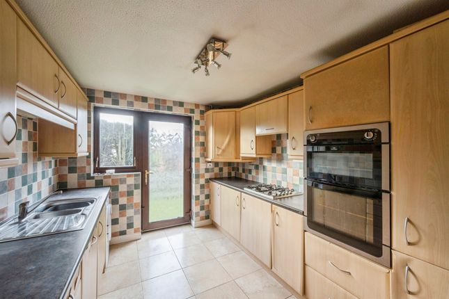 42, Meadowfield Road, Doncaster photo 3