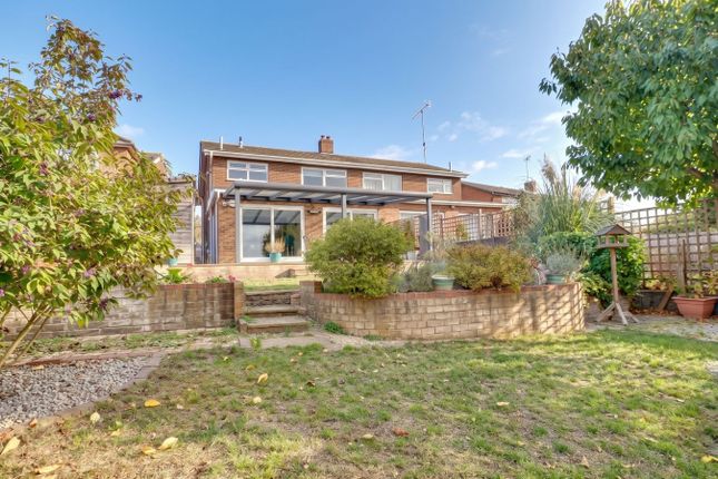 99, Elmwood, Sawbridgeworth photo 3