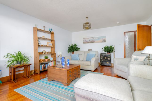 9, Oxcars Drive, Dalgety Bay photo 5