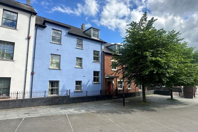 Flat for sale in Lion Street, Abergavenny