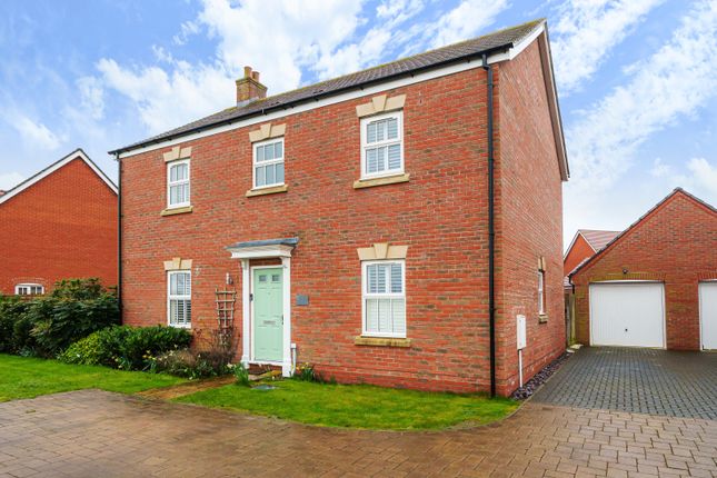 Detached house for sale in Badgers Drive, Wantage, Oxfordshire