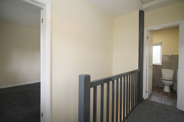 Terraced house to rent in Shelthorpe Road, Loughborough