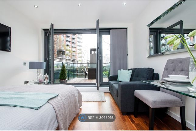 New Providence Wharf, Fairmont Avenue, London photo 3