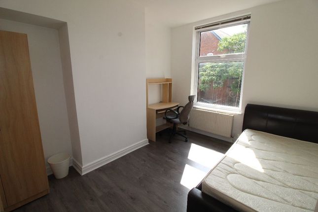 Terraced house to rent in Balfour Road, Preston, Lancashire