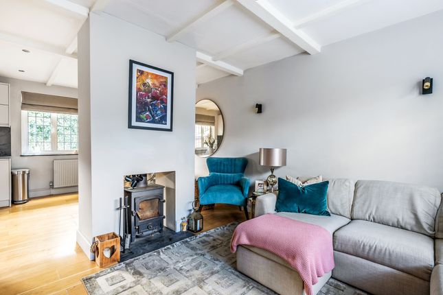 15 High Street, Oxted photo 5